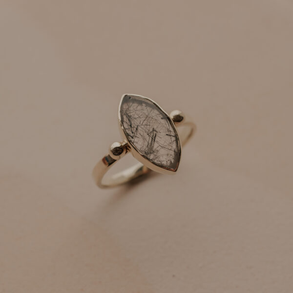 Ring met markies toermalijn kwarts en dots – 14k Gold
