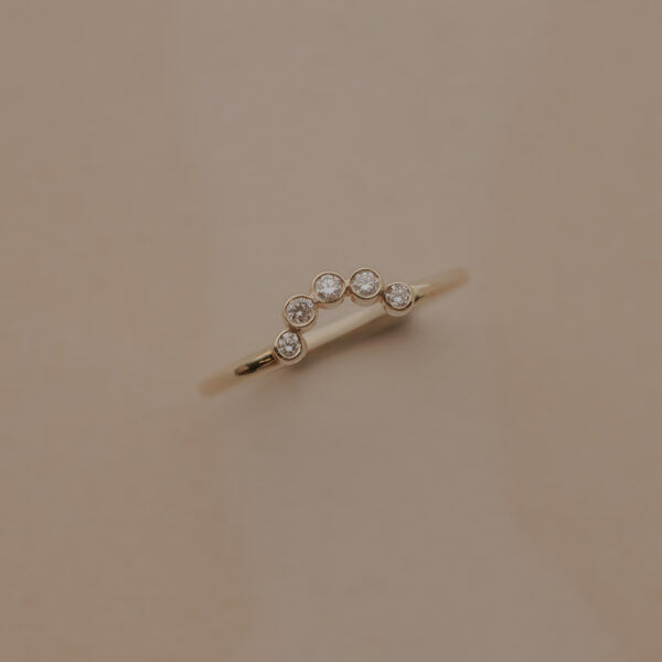 Curve ring met (lab) briljanten - 14k goud