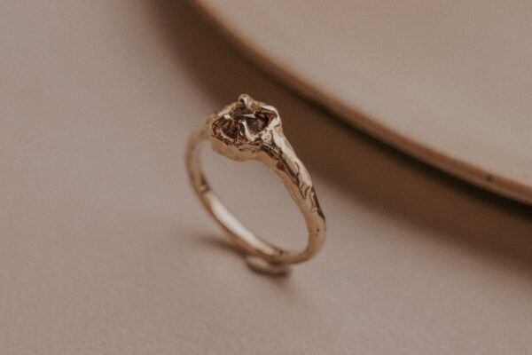 Molten Emerald Diamond Prong Ring - 9k Gold - Image 3