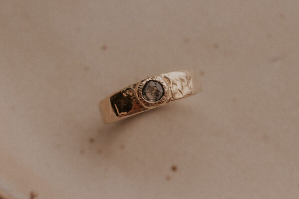 Molten Salt & Pepper Diamond Ring - 9k Gold