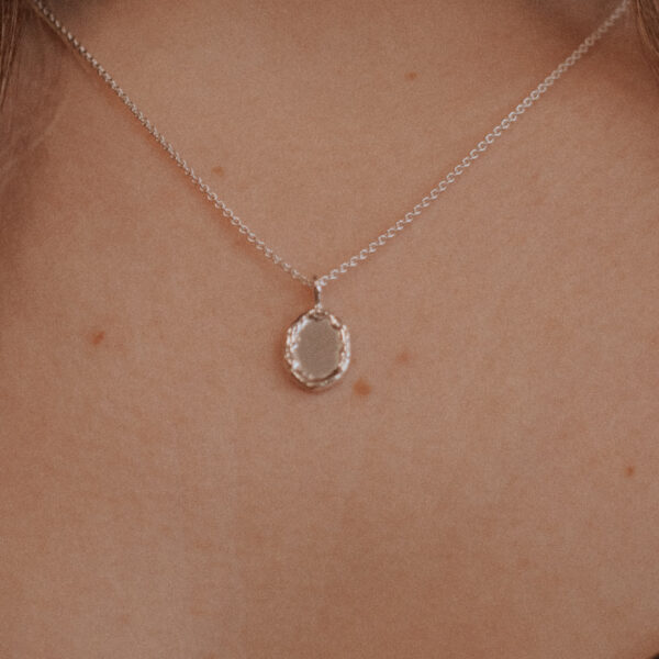 Oasis Charm aan Facet ketting - Zilver