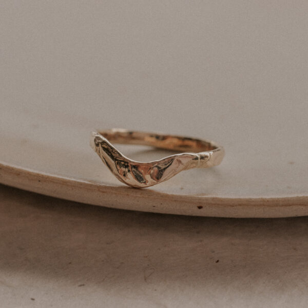 Molten Contour Ring - 9k & 14k Gold