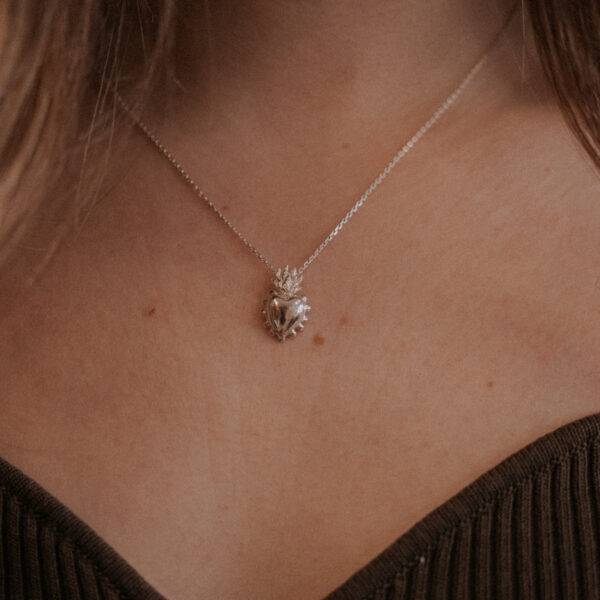 Sacred Heart Charm aan Facet ketting - Zilver