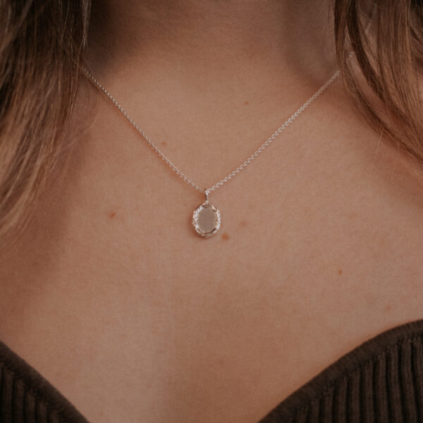 Oasis Charm aan Facet ketting - Zilver