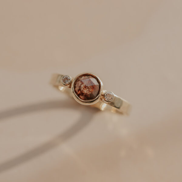 Hammered Ring with Brown/Grey Diamond and Double Accent Diamond - 14k Gold