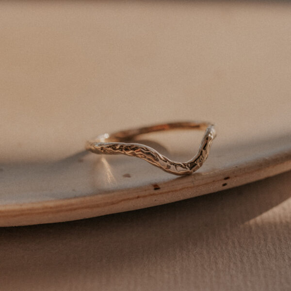 Molten Curve Ring - 9k & 14k Gold