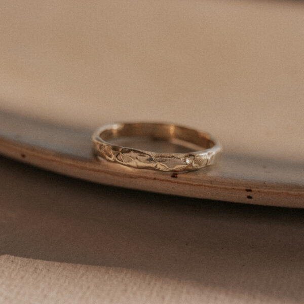3 mm Molten Ring - 9k &14k Gold