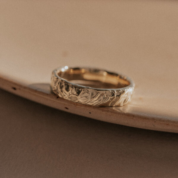 #3 Molten Men's Wedding Band - 4.75 mm - 9k & 14k Gold